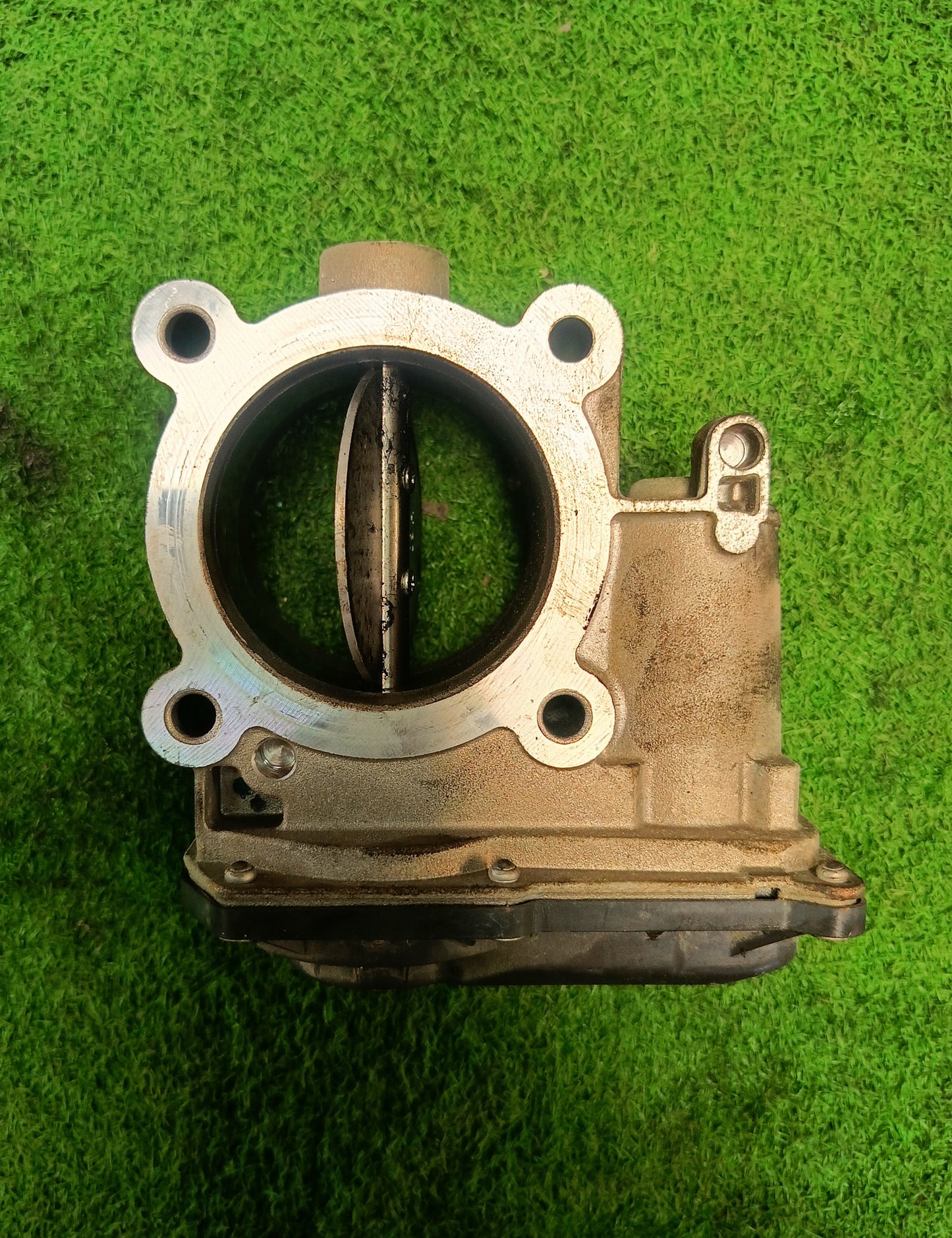 MITSUBISHI TRITON THROTTLE BODY (TB0015)