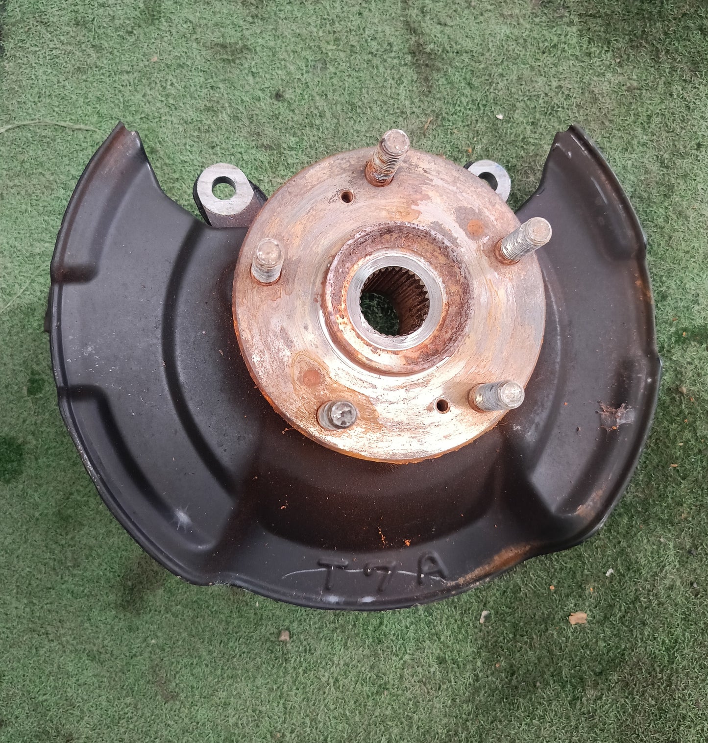 HONDA HRV T7A KNUCKLE ARM RH (KA090)