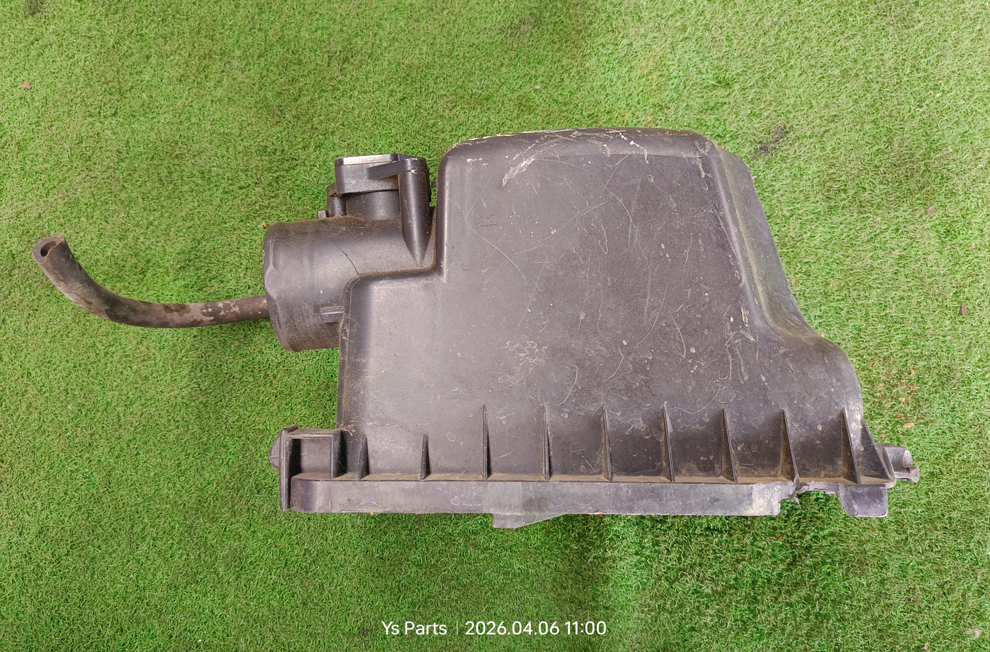 TOYOTA YARIS AIRBOX TOP COVER (ABX0072)