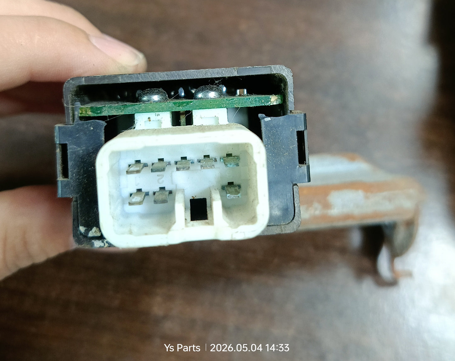 TOYOTA VIOS NCP42 DOOR CONTROL ECU (85980-52010)