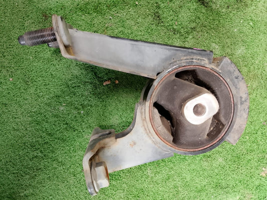 TOYOTA PRIUS ENGINE MOUNTING REAR (EM0069)