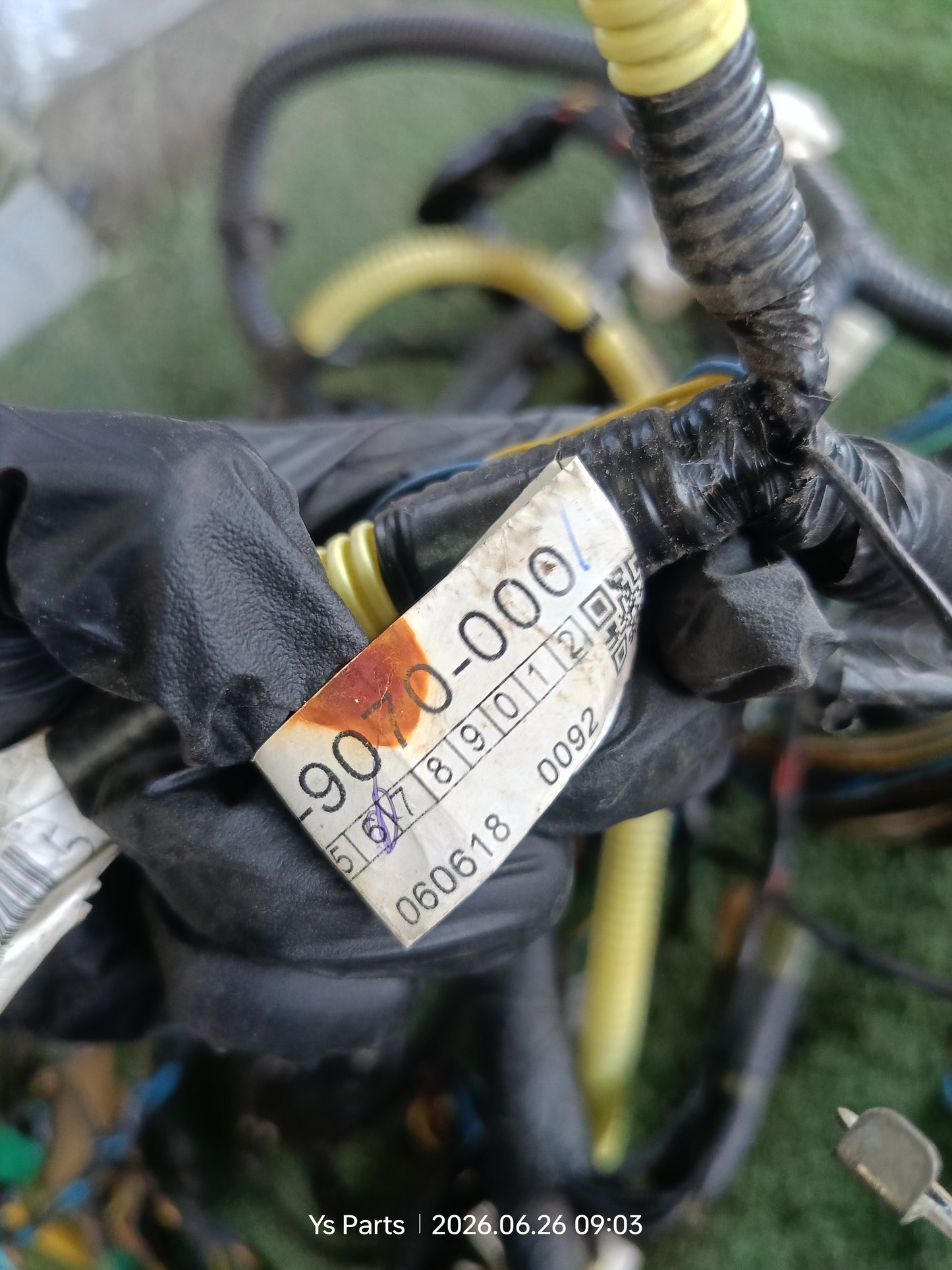 ISUZU DMAX VCROSS 2.5 MT DASHBOARD WIRING (898278-9070-0000)