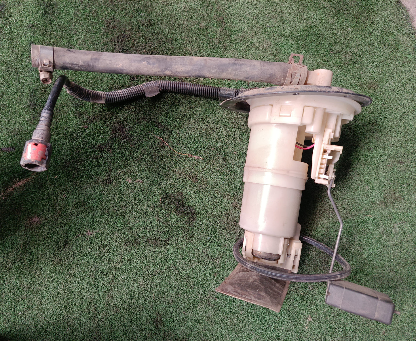 PERODUA MYVI LAGI BEST 1.3 FUEL PUMP (23210-BZ330)