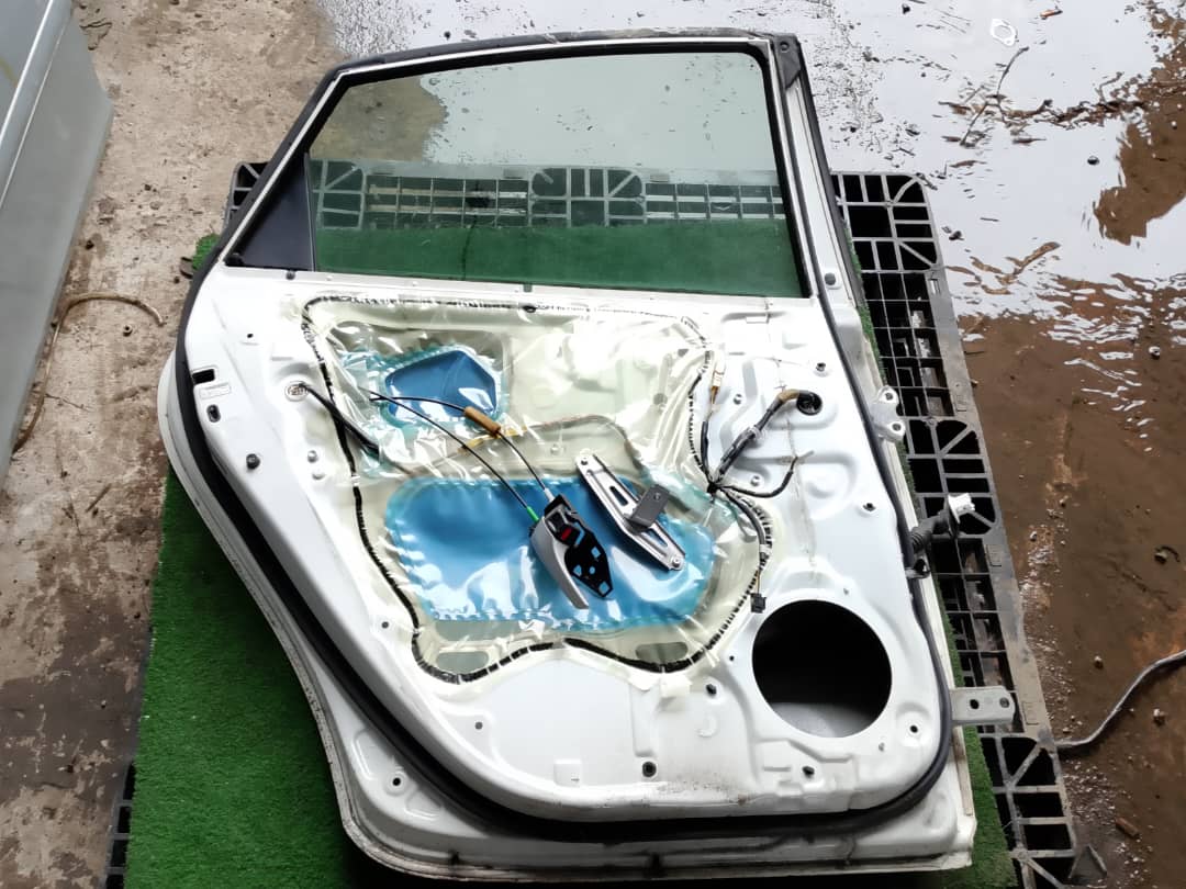 TOYOTA PRIUS DOOR PANEL RLH KOSONG (DP00273)