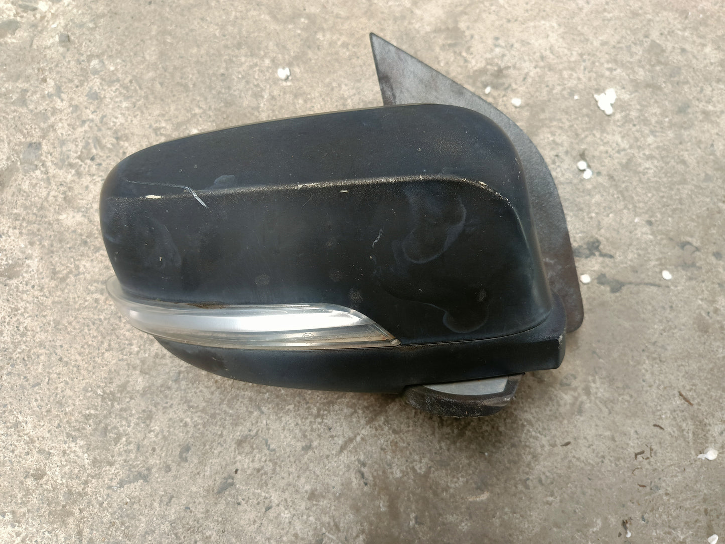 PROTON SAGA FLX SIDE MIRROR 2 WIRE RH BLACK (WITHOUT GLASS) (SM10026)