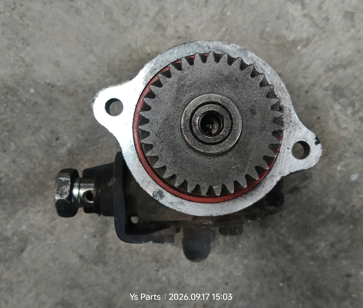 NISSAN URVAN E25 STEERING PUMP (SP0042)