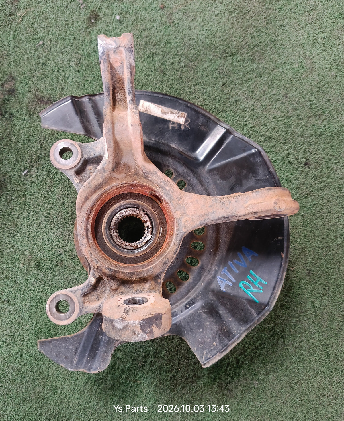PERODUA ATIVA KNUCKLE ARM RH (KA108)