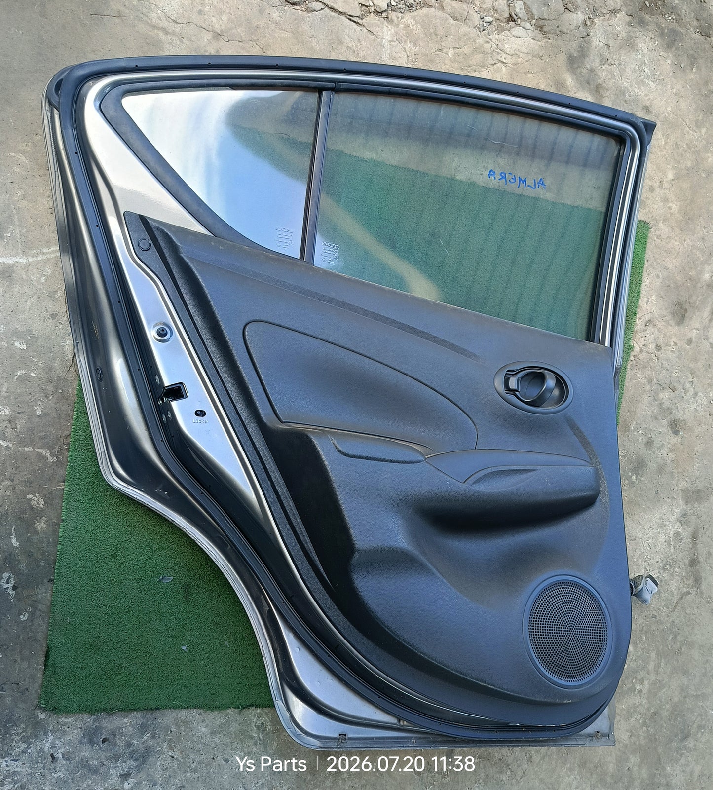 NISSAN ALMERA DOOR PANEL RLH COMPLETE BROWN (DP00334)
