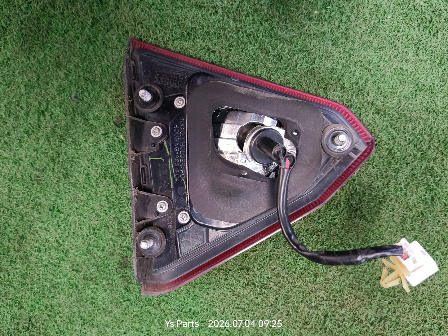 PROTON SAGA VVT TAIL LAMP RH (PW952988)