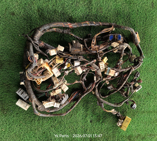 TOYOTA HILUX VIGO SINGLE CAB FUSEBOX WIRING (WRG0072)