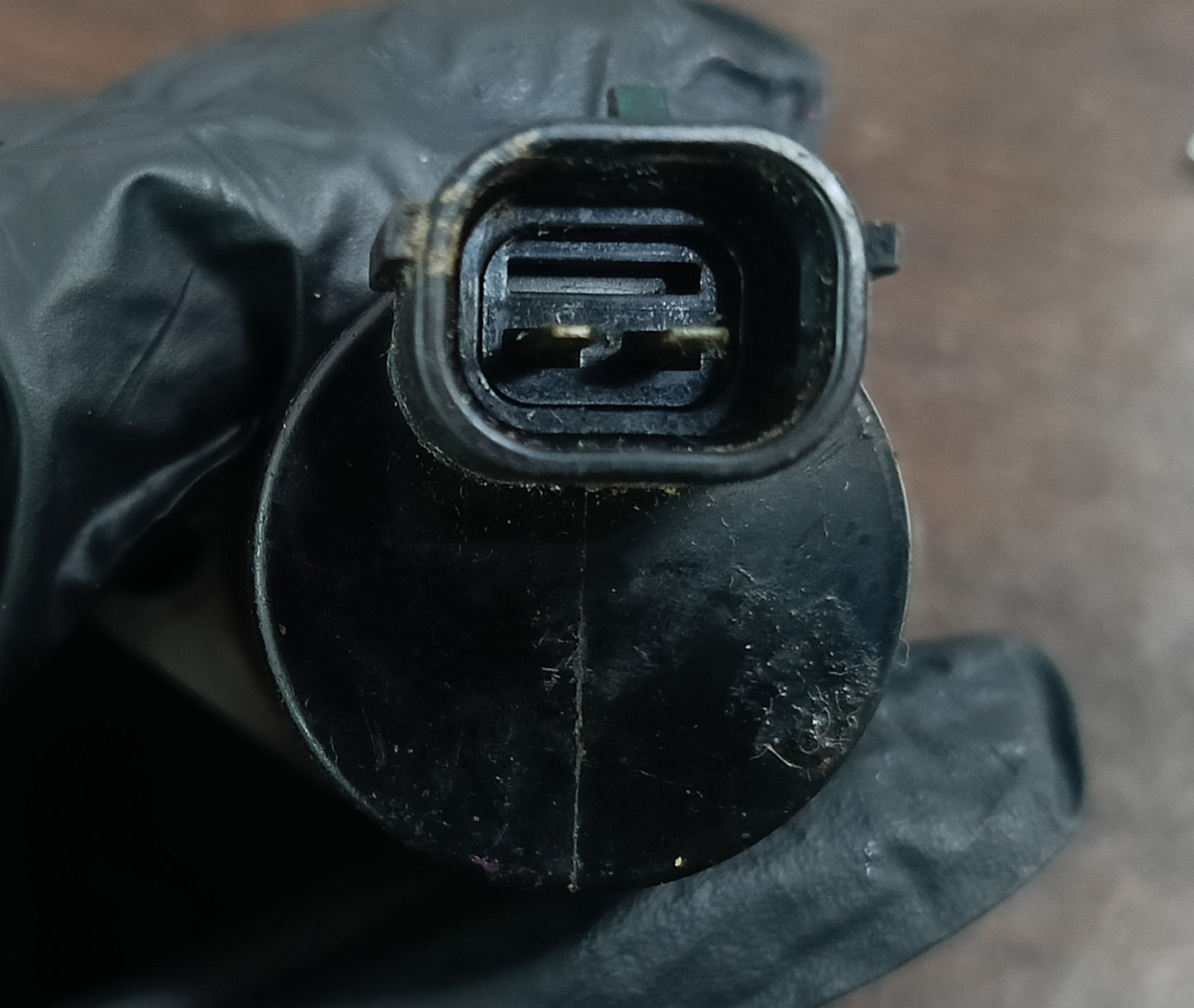 ISUZU DMAX VCROSS FUEL PRESSURE SENSOR (FPS004)