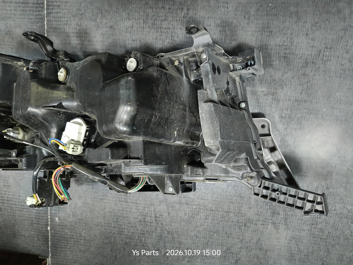TOYOTA LAND CRUISER L200 HEAD LAMP LH (HL0151)