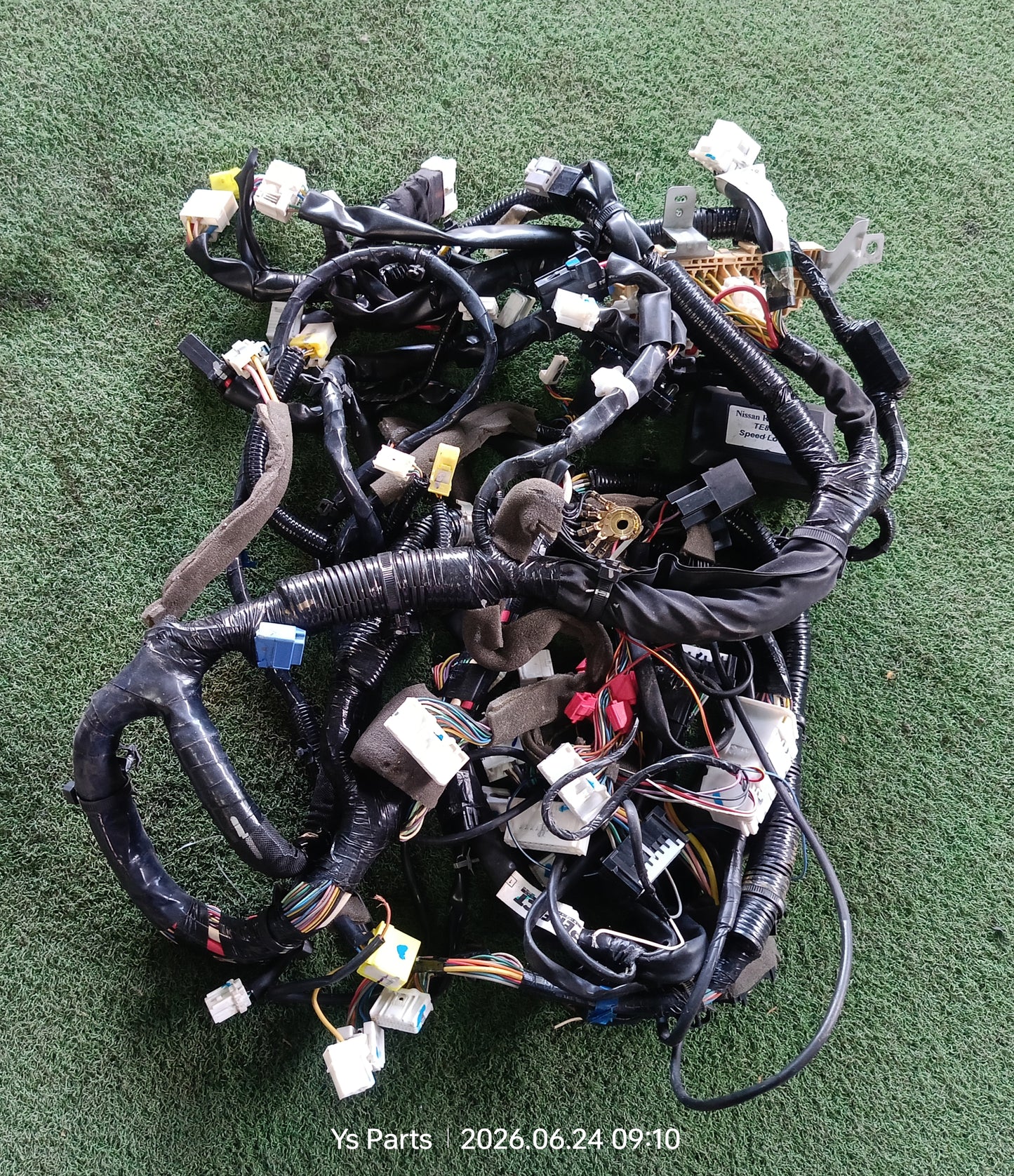 NISSAN LIVINA DASHBOARD WIRING (24010-3WL1B)