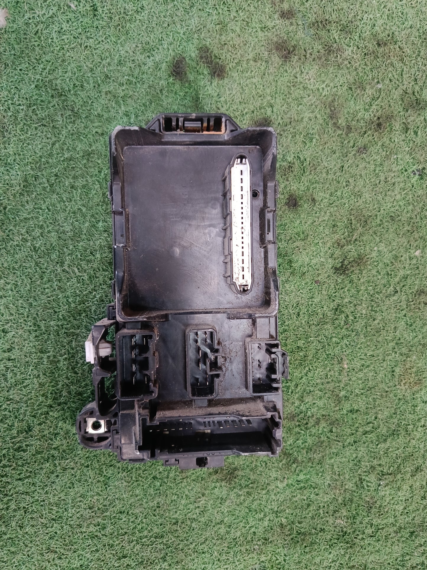 PERODUA VIVA FUSE BOX (FSB0019)