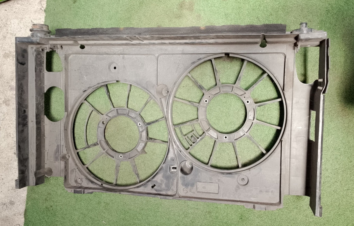 TOYOTA PRIUS RADIATOR FAN HOUSING (FH0030)
