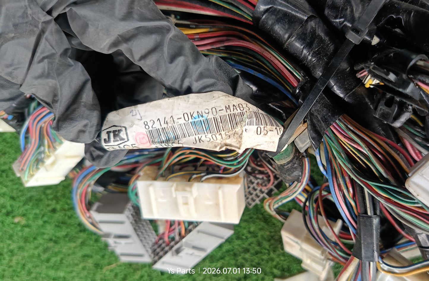 TOYOTA FORTUNER 05 KUN50 AT PETROL DASHBOARD WIRING (82141-0KN90-MA03)