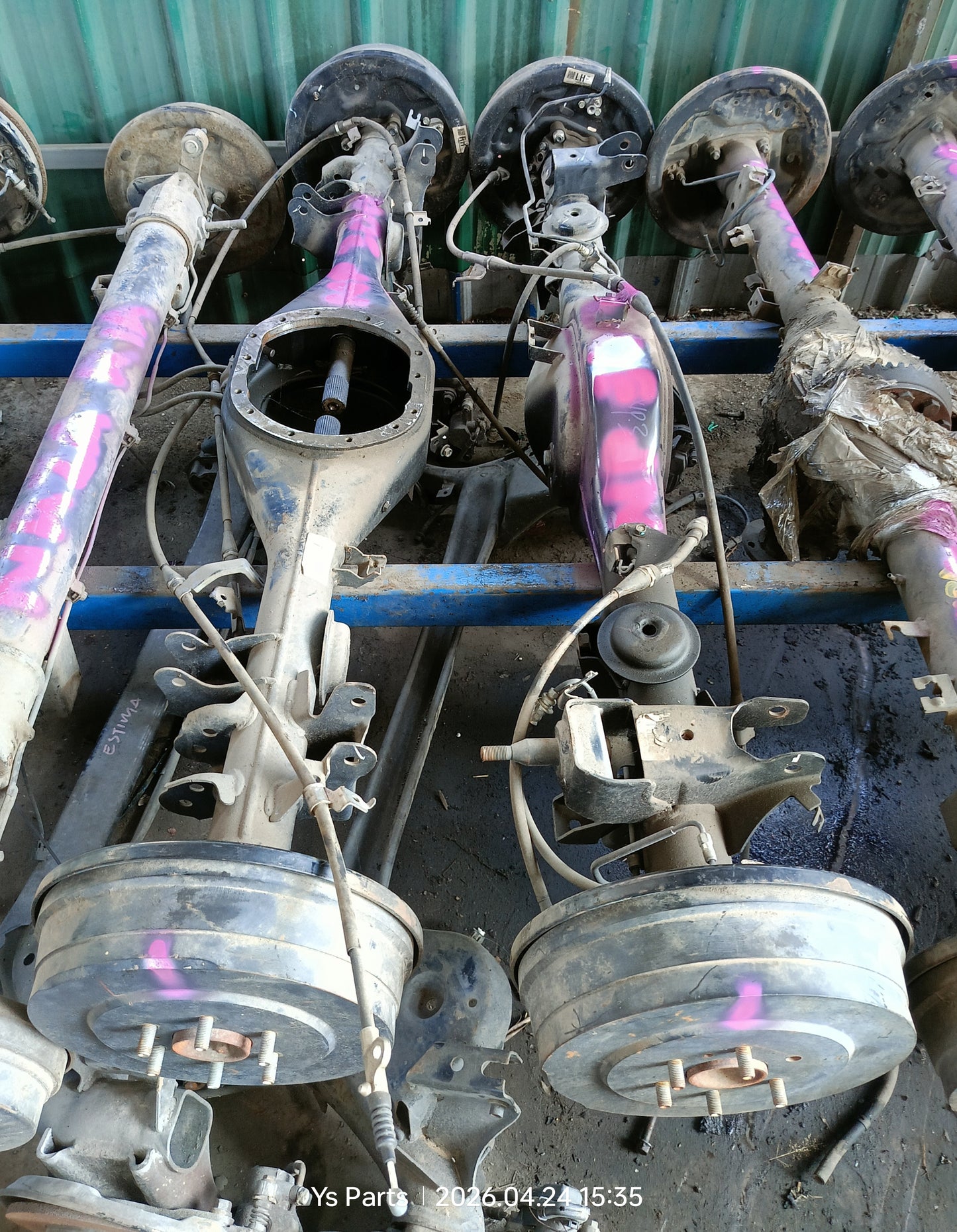 NISSAN NAVARA NP300 REAR AXLE (RA0029)