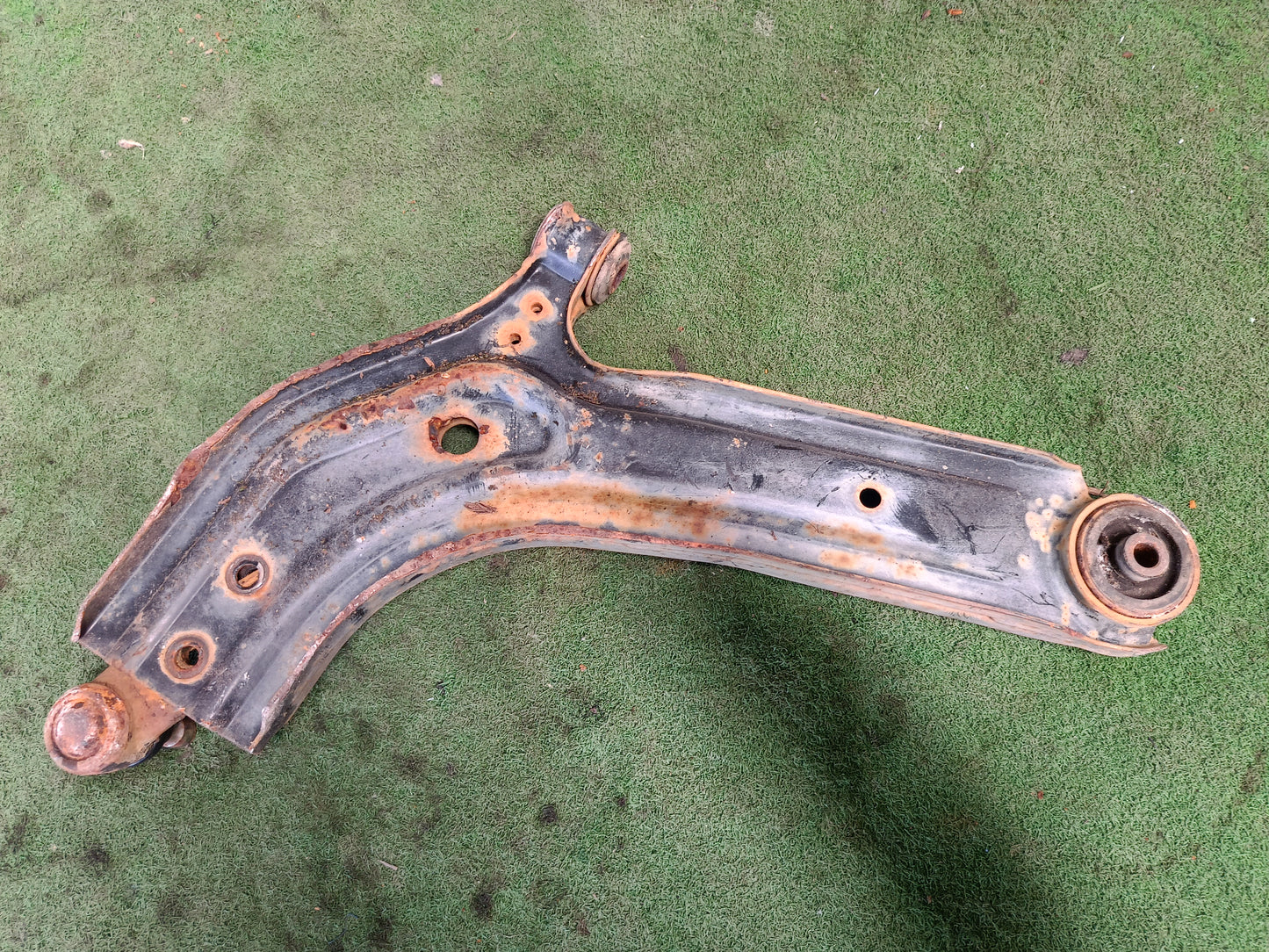 PROTON SAGA BLM LOWER ARM RH (LAM063)