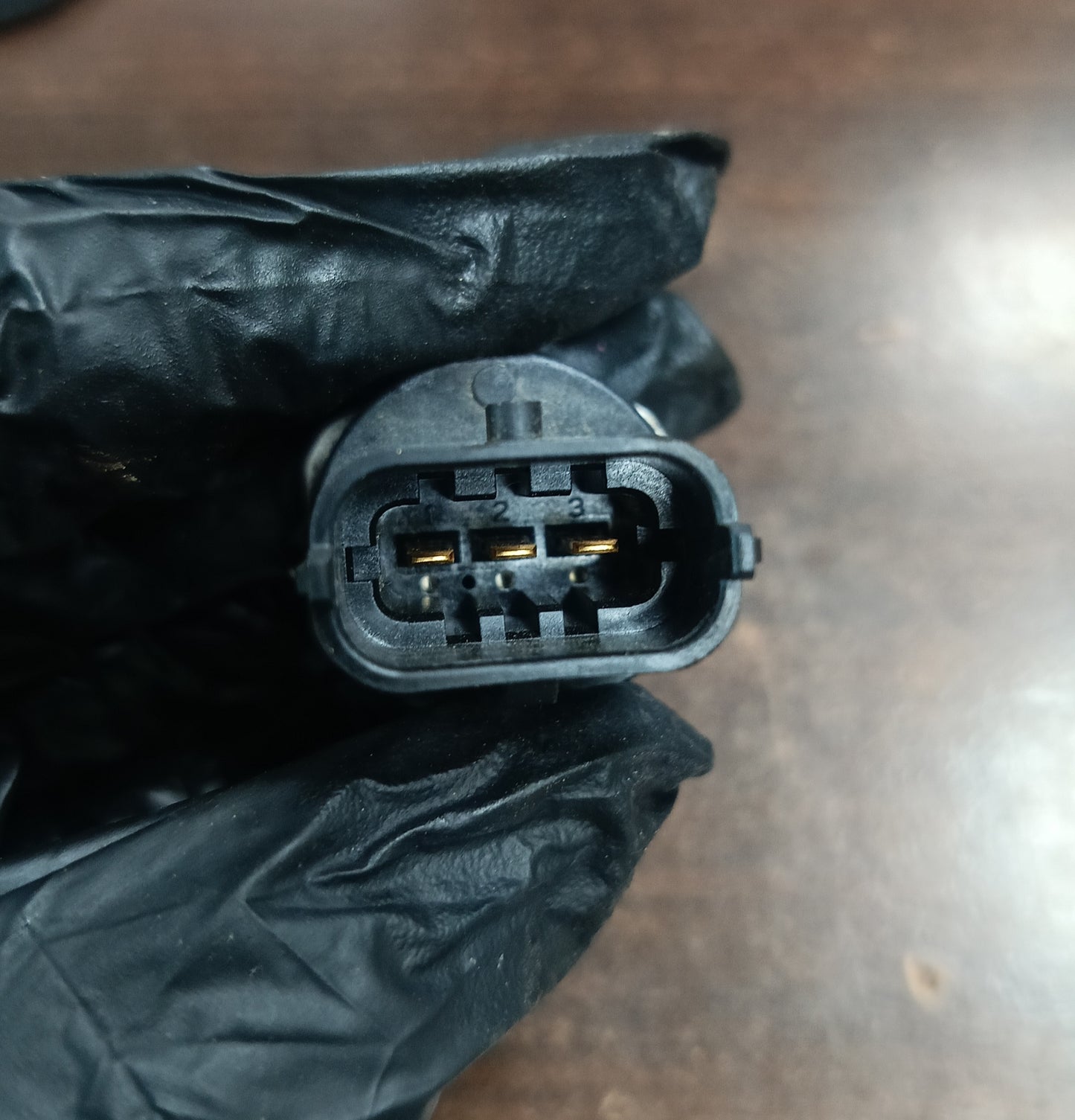 MAZDA FUEL RAIL PRESSURE SENSOR (0261545153)