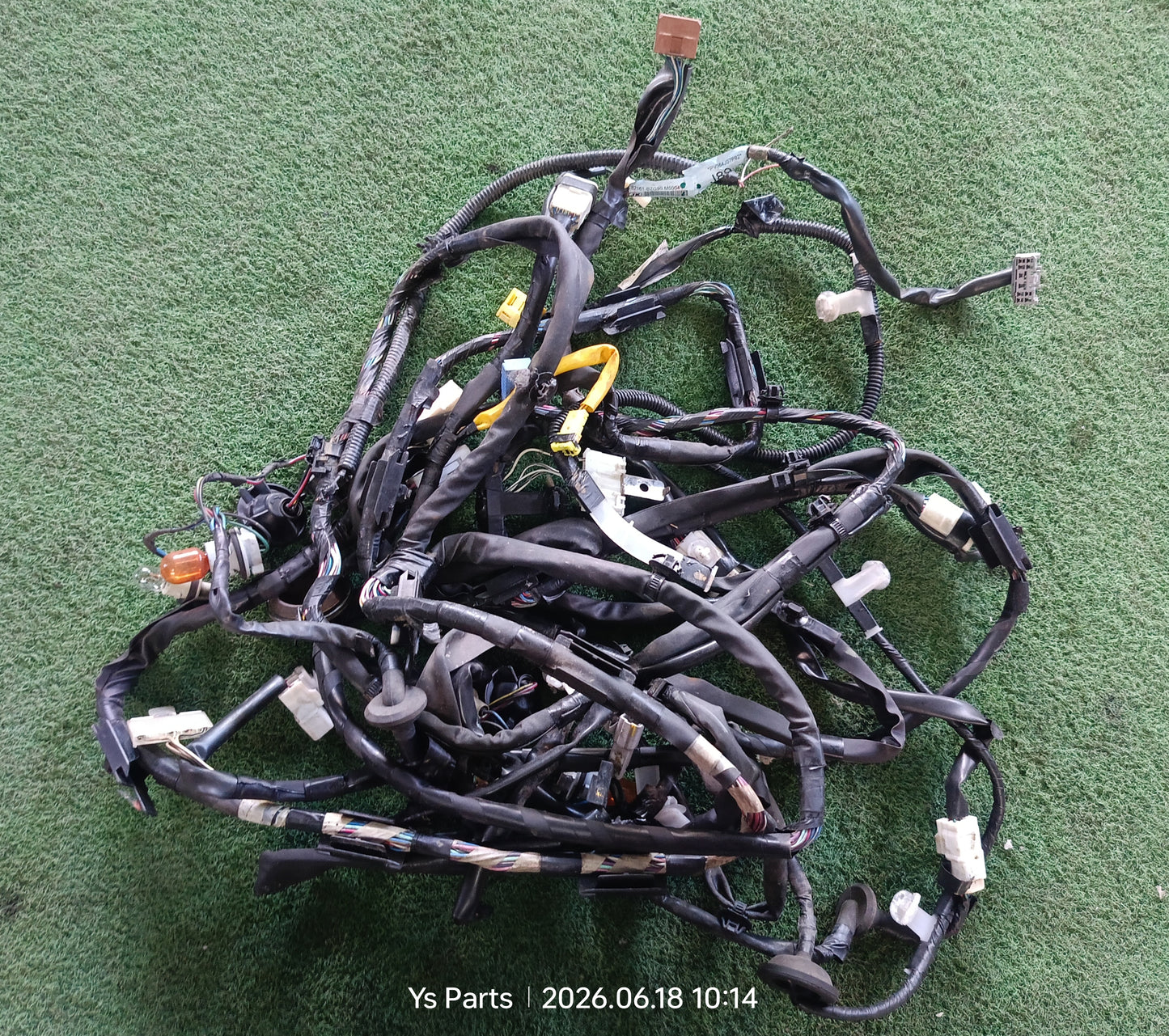 PERODUA BEZZA WIRING (MIDDLE) [82161-BZG90]