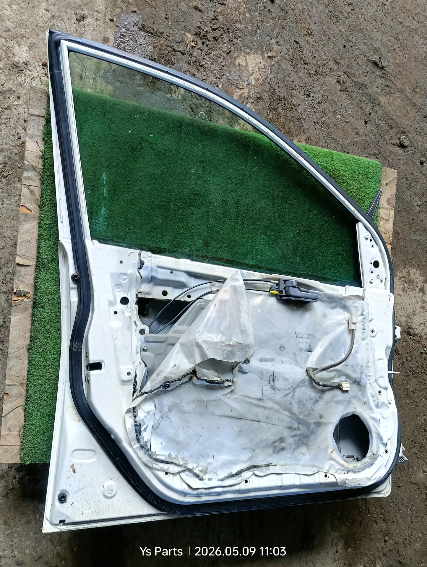 PERODUA VIVA DOOR PANEL FLH COMPLETE WHITE (DP00320)