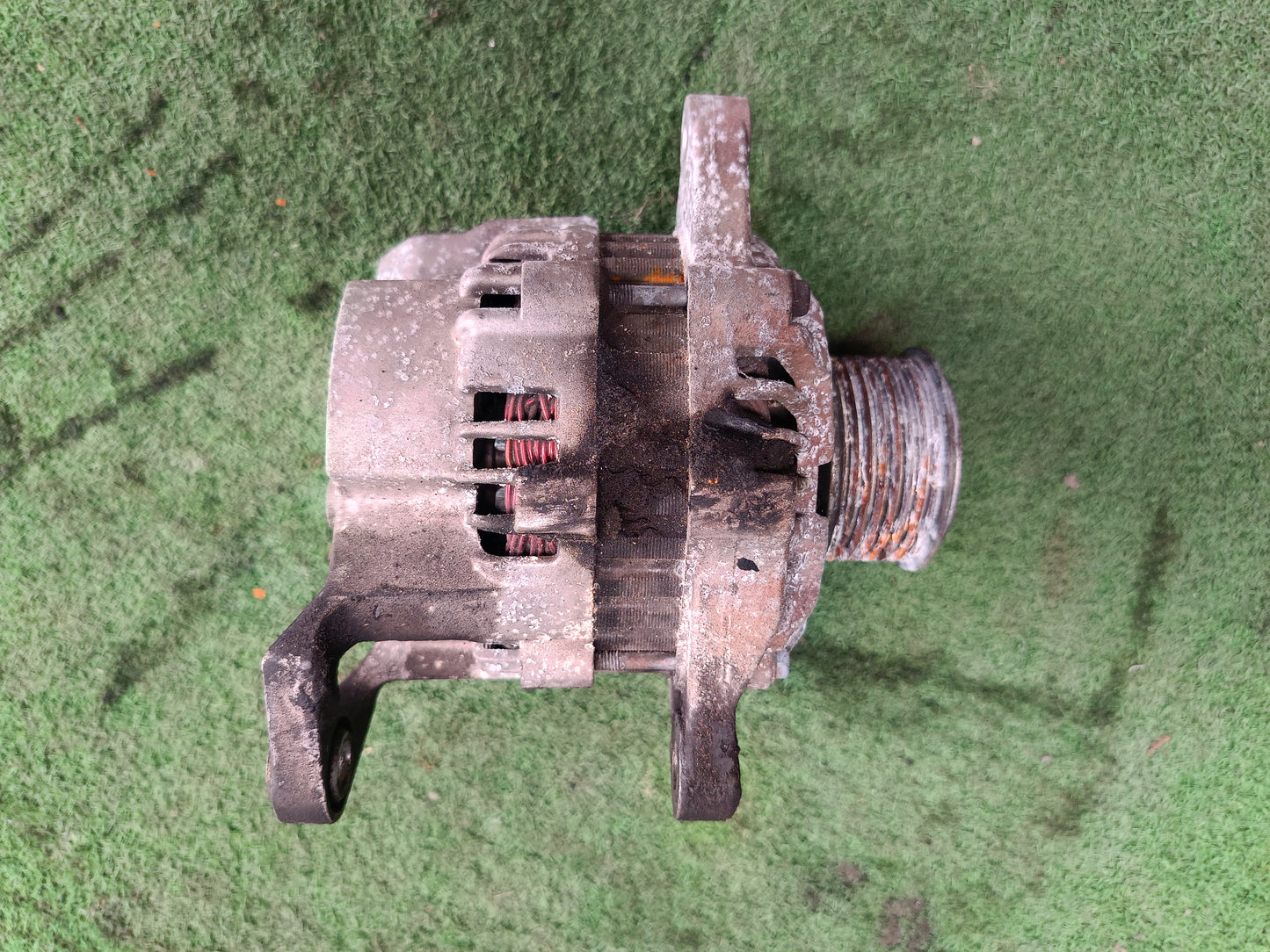 NISSAN URVAN E25 ALTERNATOR (23100-VW211ANE)