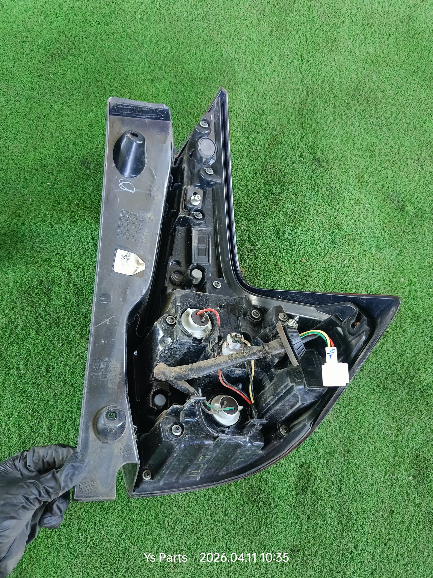 MITSUBISHI XPANDER TAIL LAMP LH (8330B405)