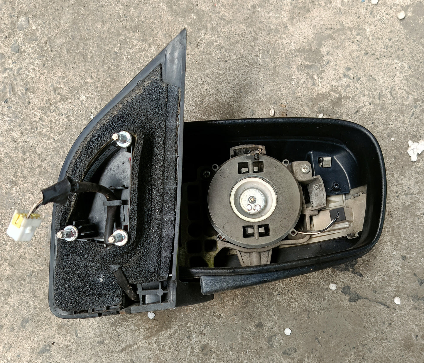 PROTON SAGA FLX SIDE MIRROR 2 WIRE RH BLACK (WITHOUT GLASS) (SM10026)