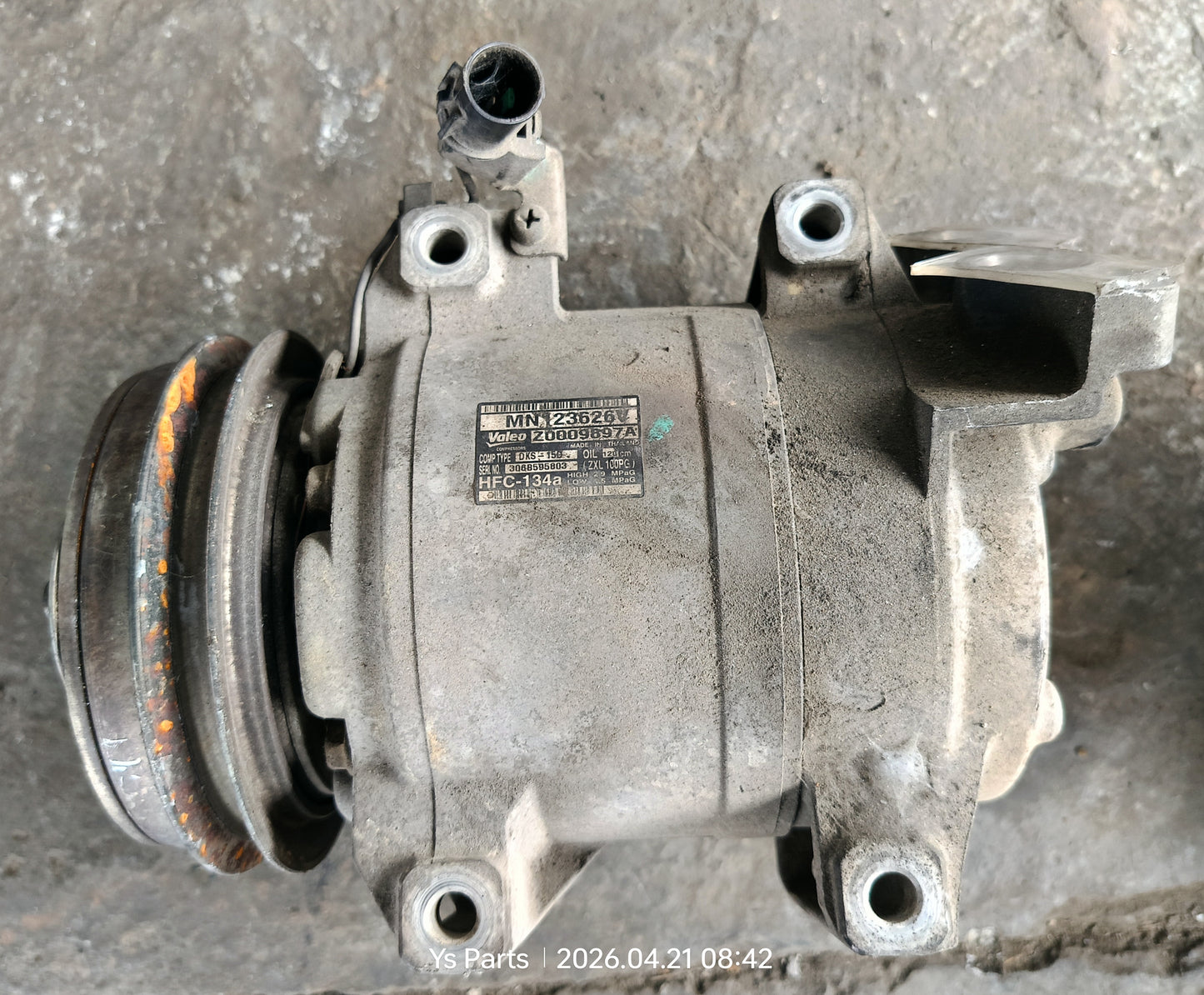 MITSUBISHI TRITON COMPRESSOR (MN123626V)