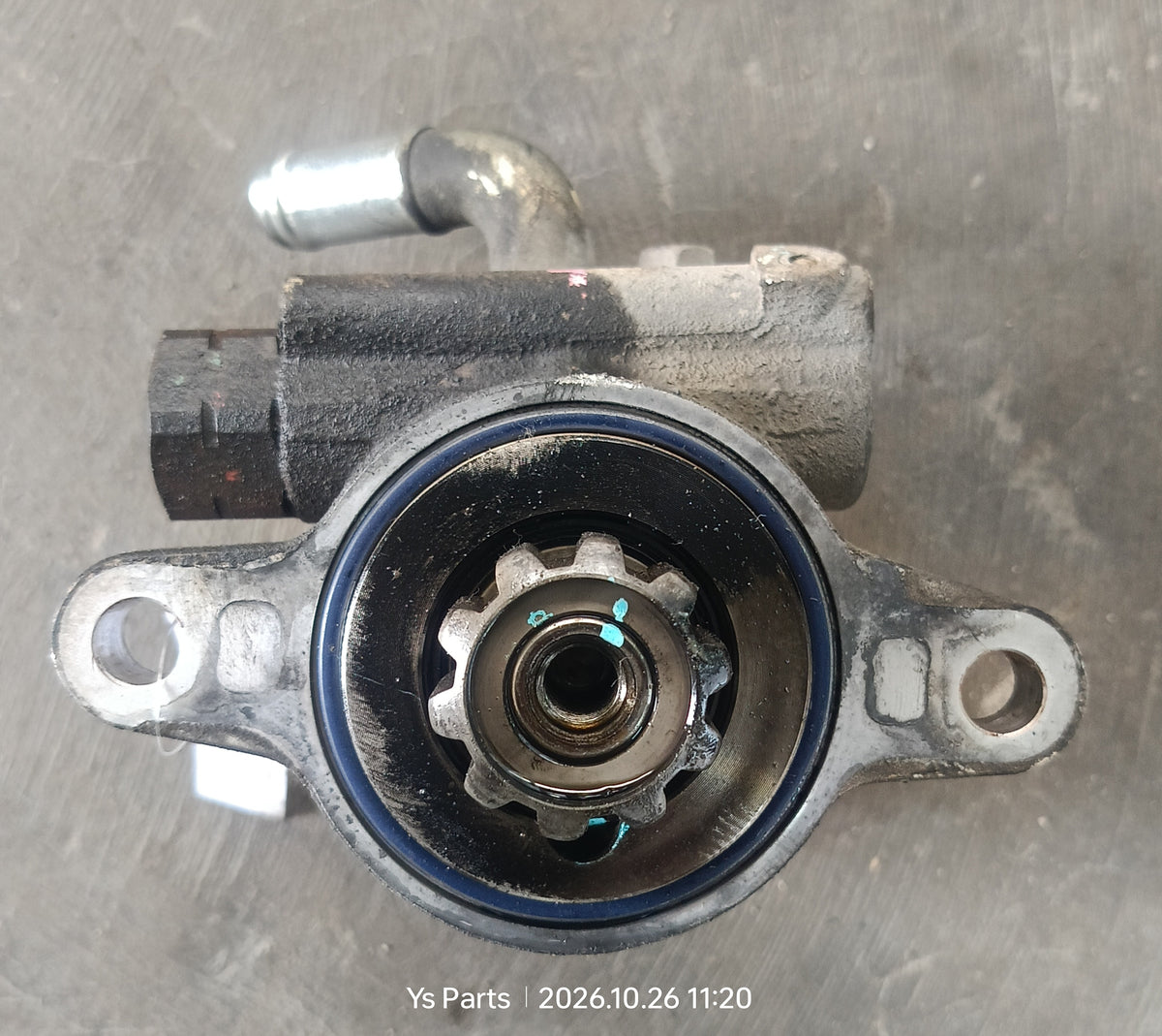 TOYOTA HILUX VIGO STEERING PUMP (SP0043)