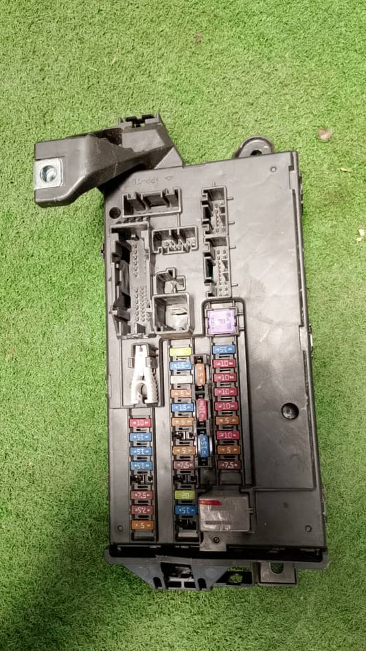 PERODUA BEZZA FUSE BOX (82600-BZ190)