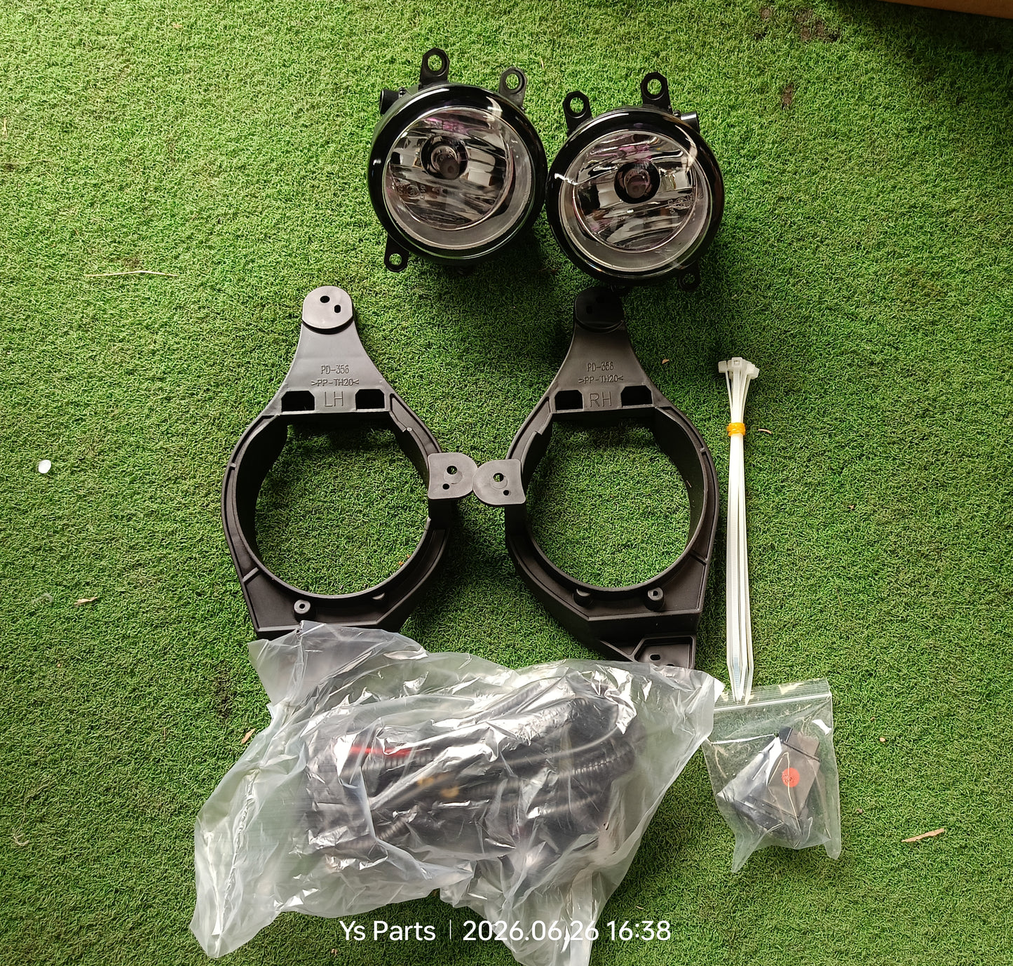 PERODUA MYVI 1.3 2011 FOG LAMP SET NEW (PDV02A-403AA-SNNX)