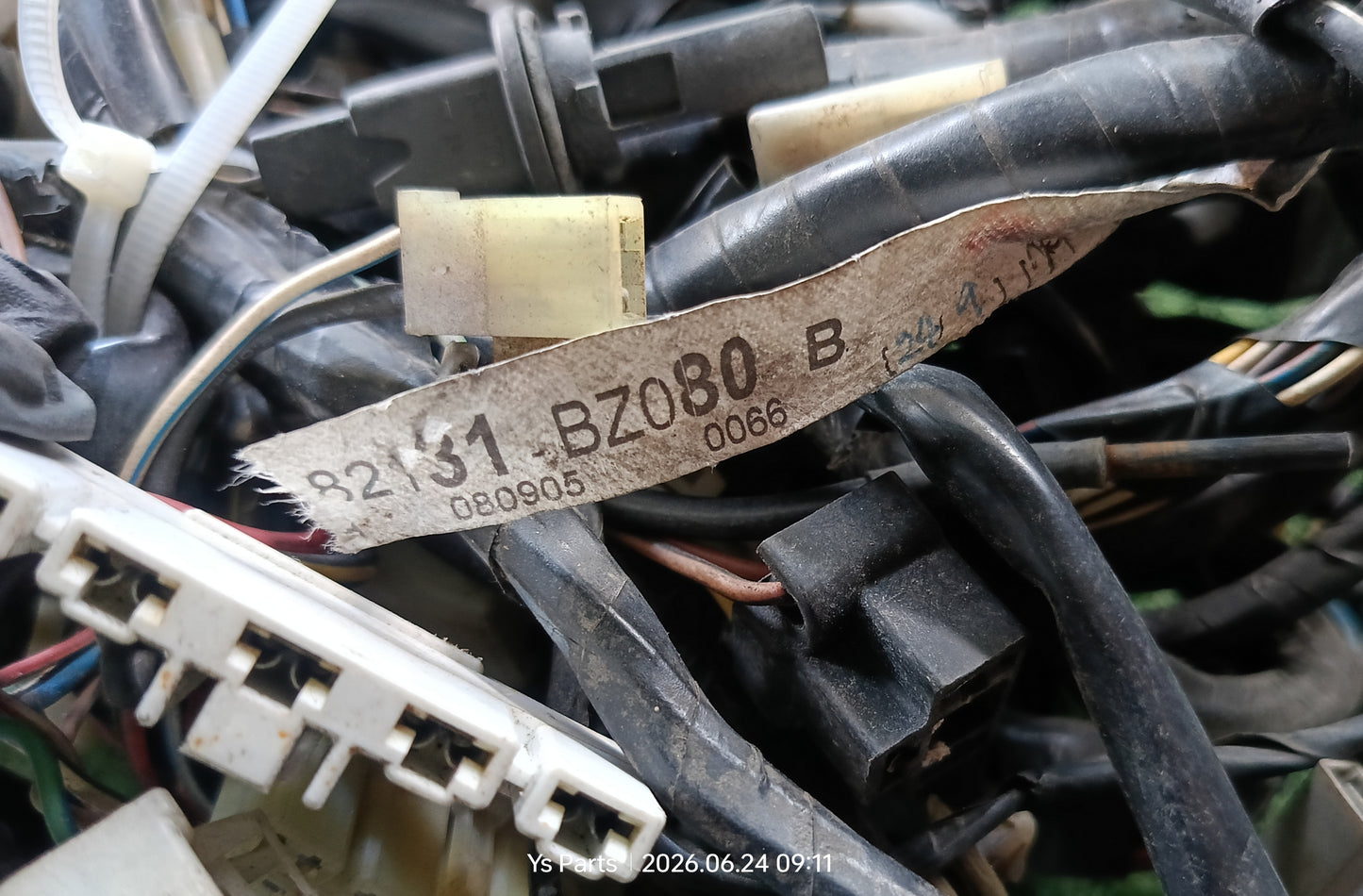 PERODUA KANCIL FUSEBOX WIRING (82131-BZ080)