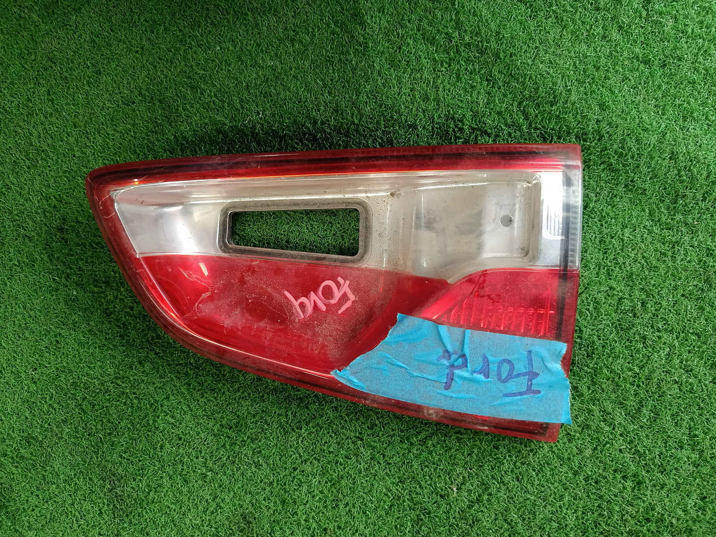 FORD ECO SPORT INNER TAIL LAMP RH (TL00231)