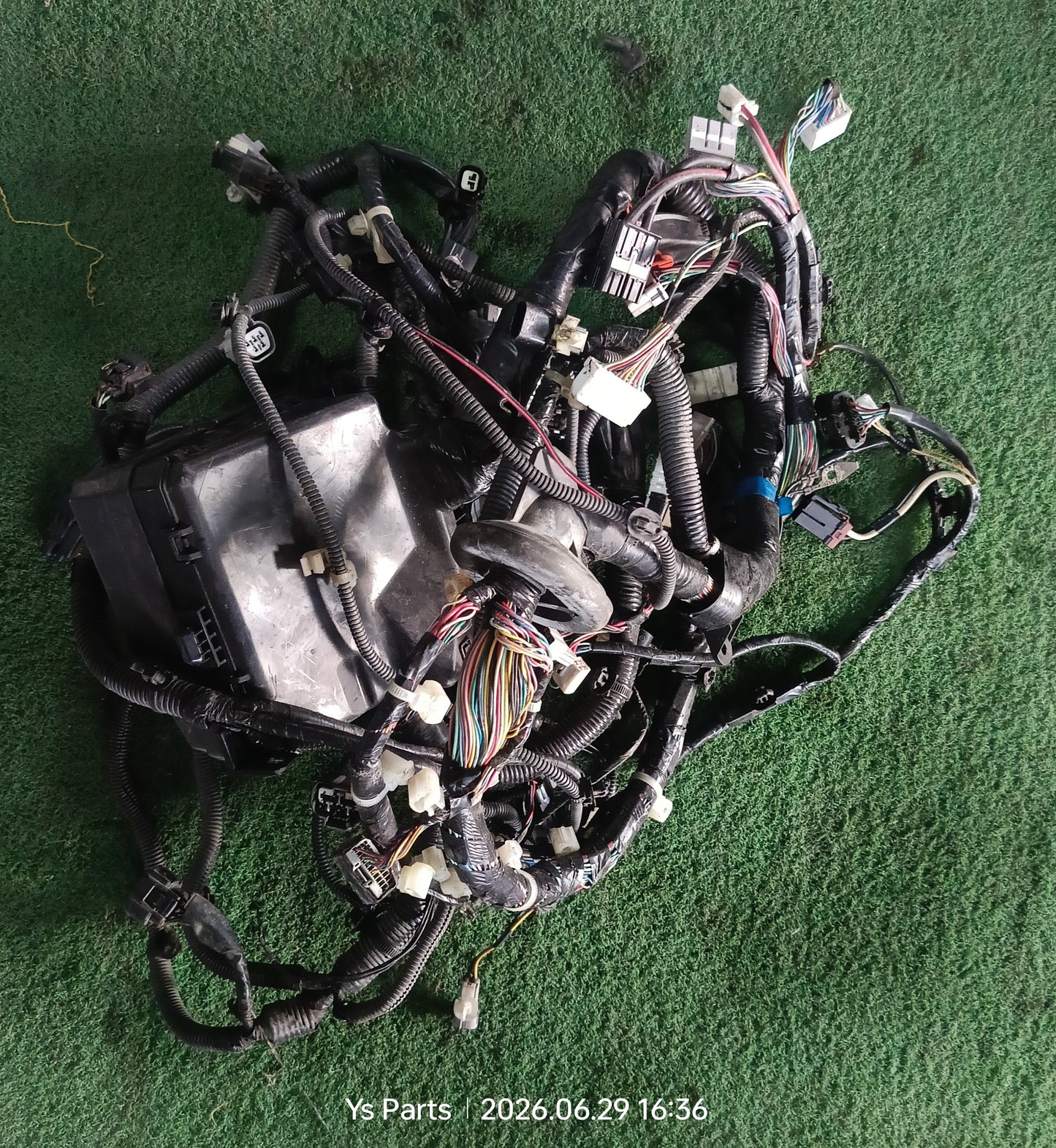 MITSUBISHI ASX FUSEBOX WIRING (WRG0067)