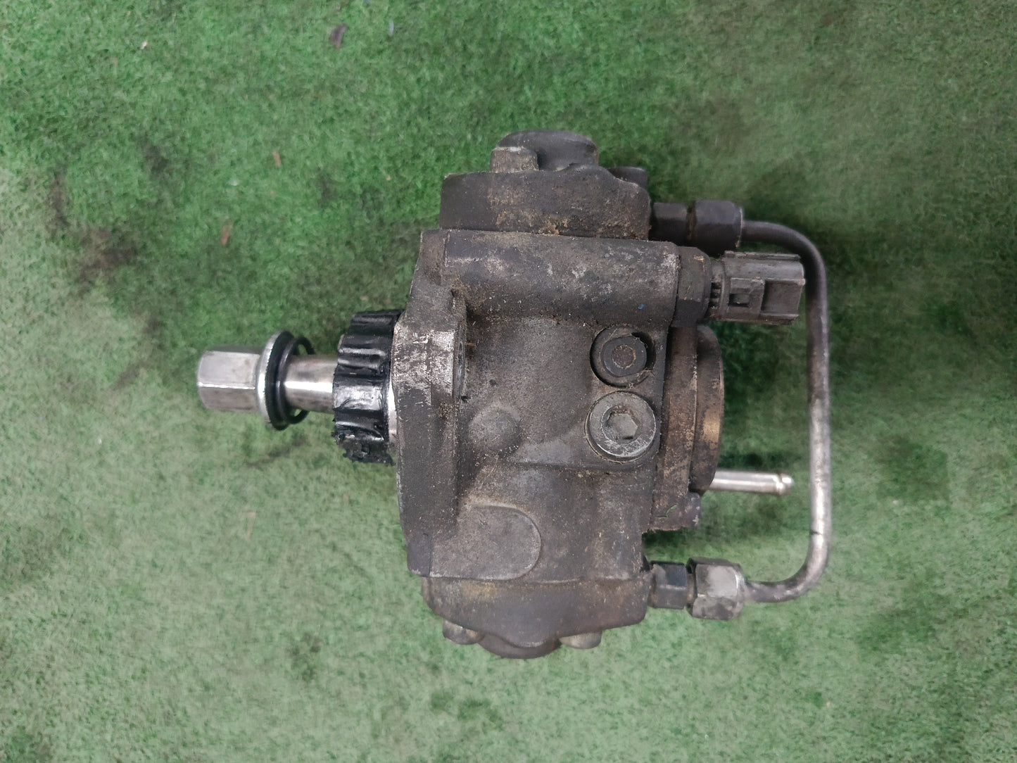 TOYOTA HIACE KDH200 FUEL PUMP INJECTION (22100-0L050)