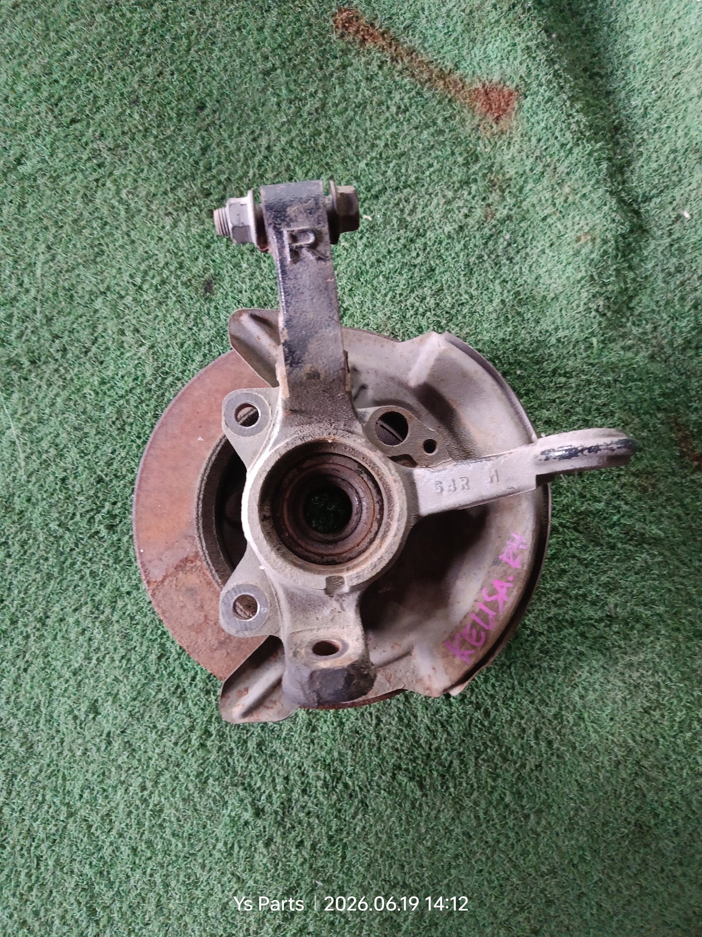PERODUA KELISA KNUCKLE ARM RH (KA103)