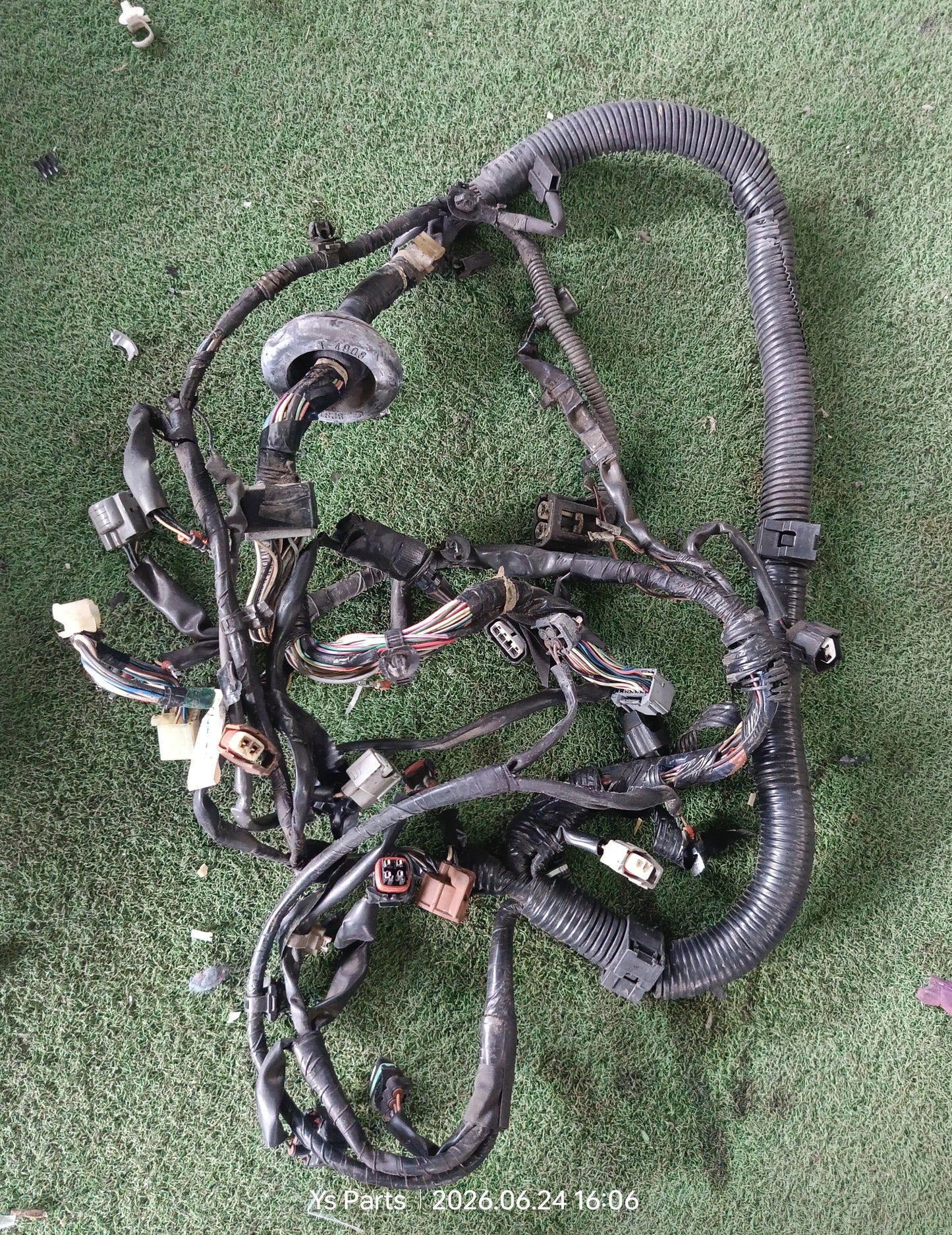 TOYOTA AVANZA ENGINE WIRING (82121-BZ210 F)