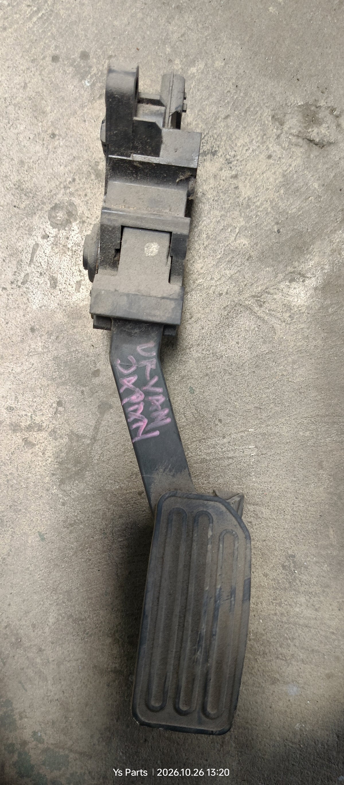 NISSAN URVAN JAPAN PEDAL SENSOR (18002 3XA0A)