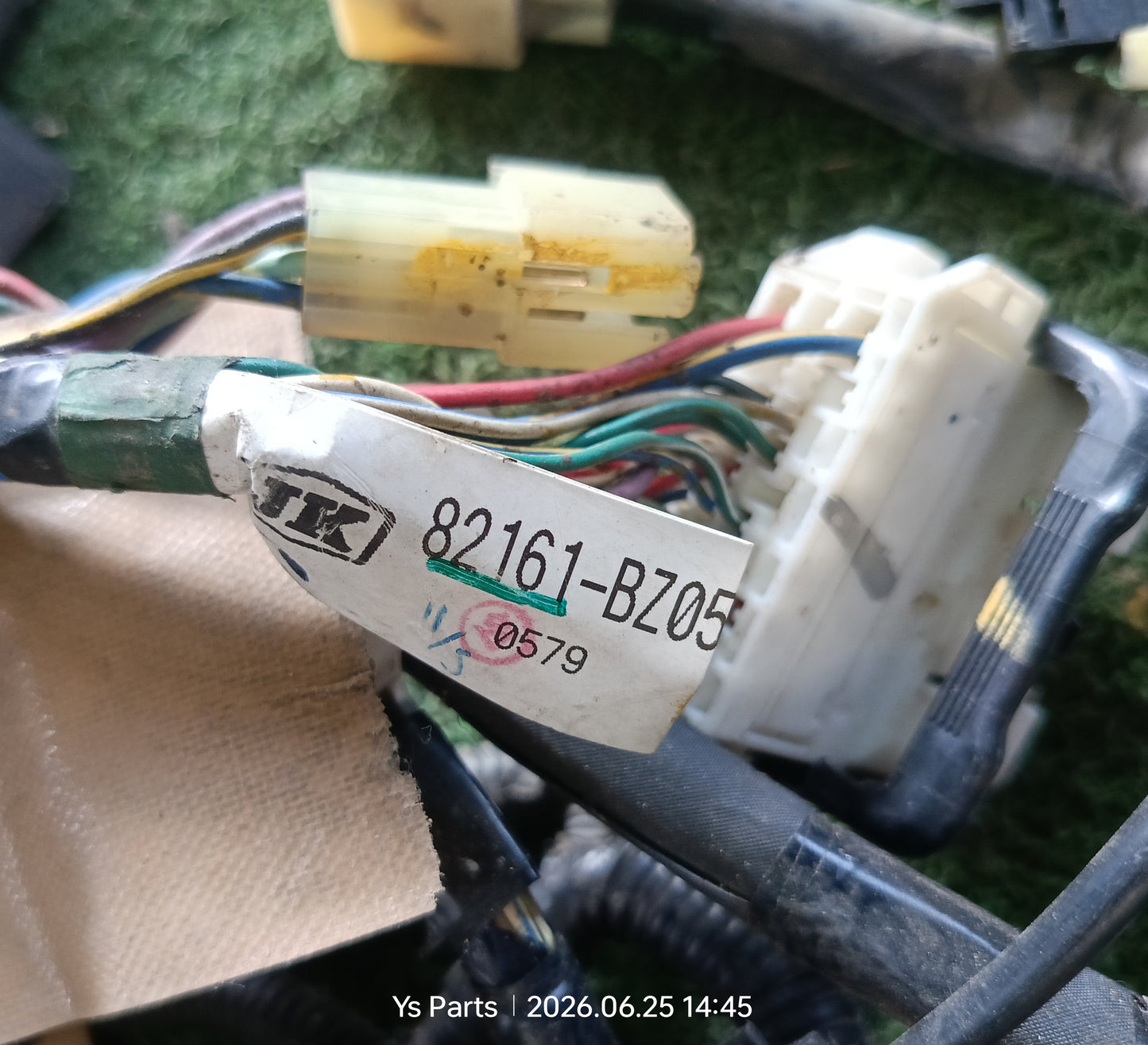 TOYOTA AVANZA LOWER WIRING (82161-BZ050 H)