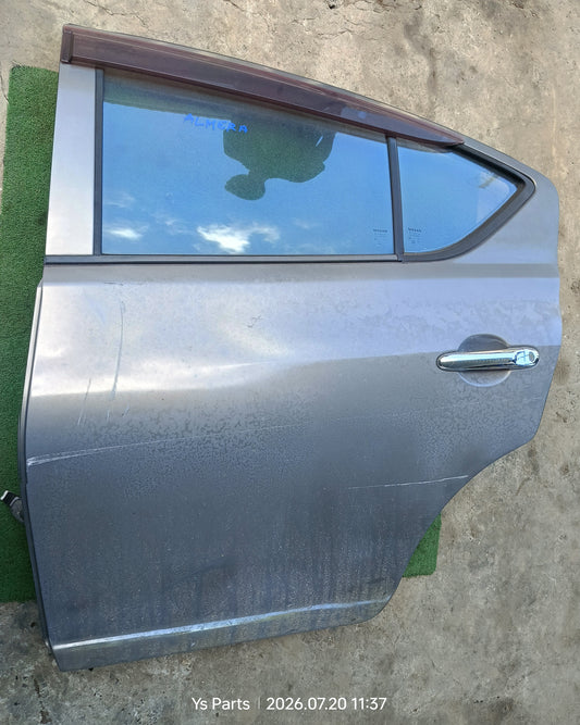 NISSAN ALMERA DOOR PANEL RLH COMPLETE BROWN (DP00334)