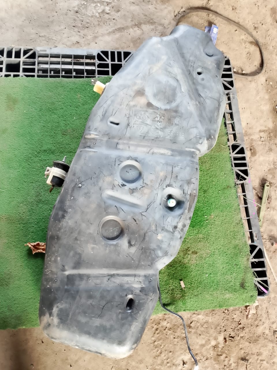 PROTON X70 FUEL TANK (FT00007)