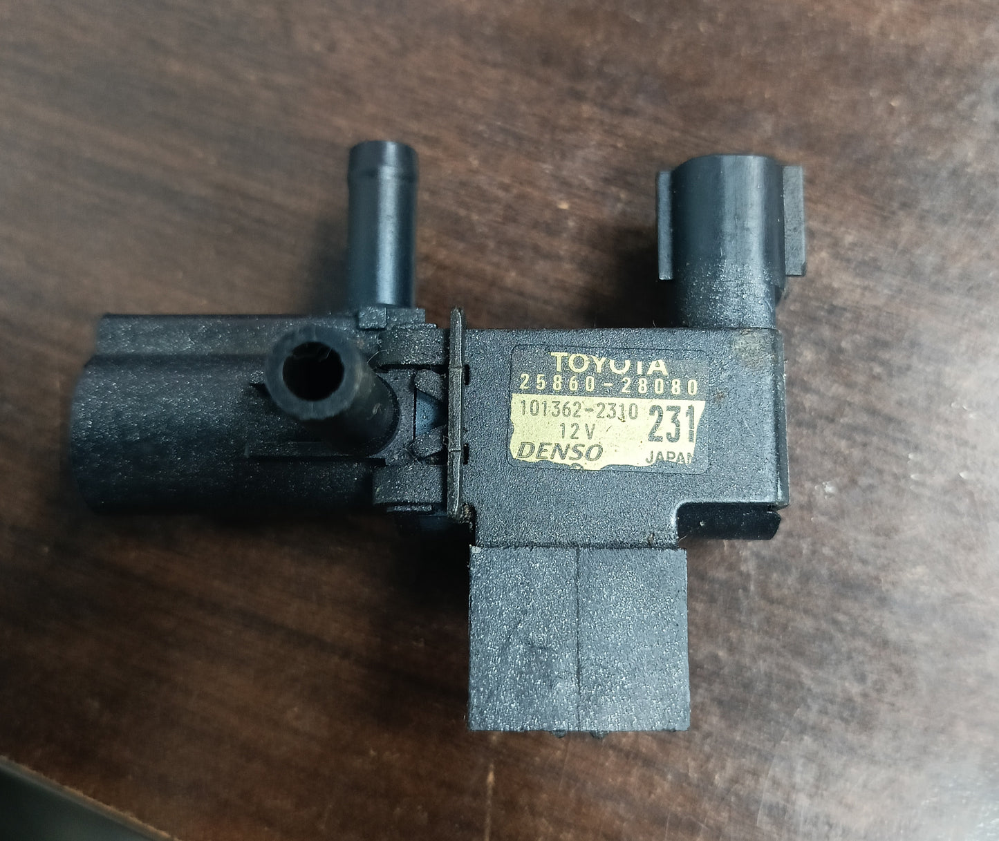 TOYOTA GENUINE VACUUM VALVE SWITCH (25860-28080)