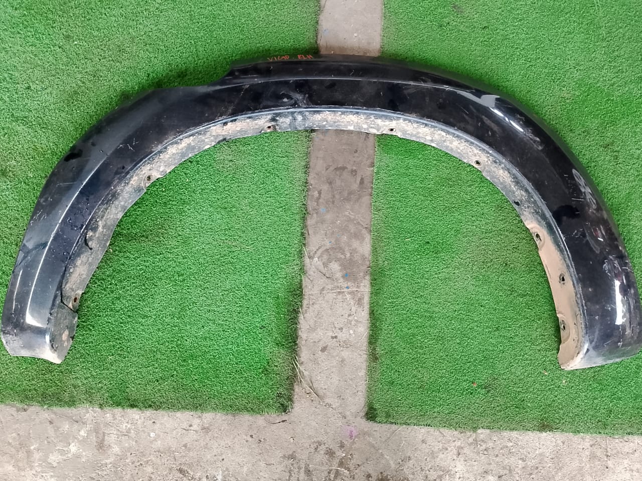 TOYOTA VIGO FENDER FLARE RLH (FF042)