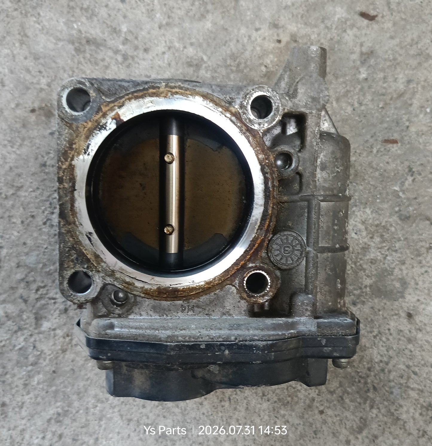NISSAN SERENA THROTTLE BODY (526-01)