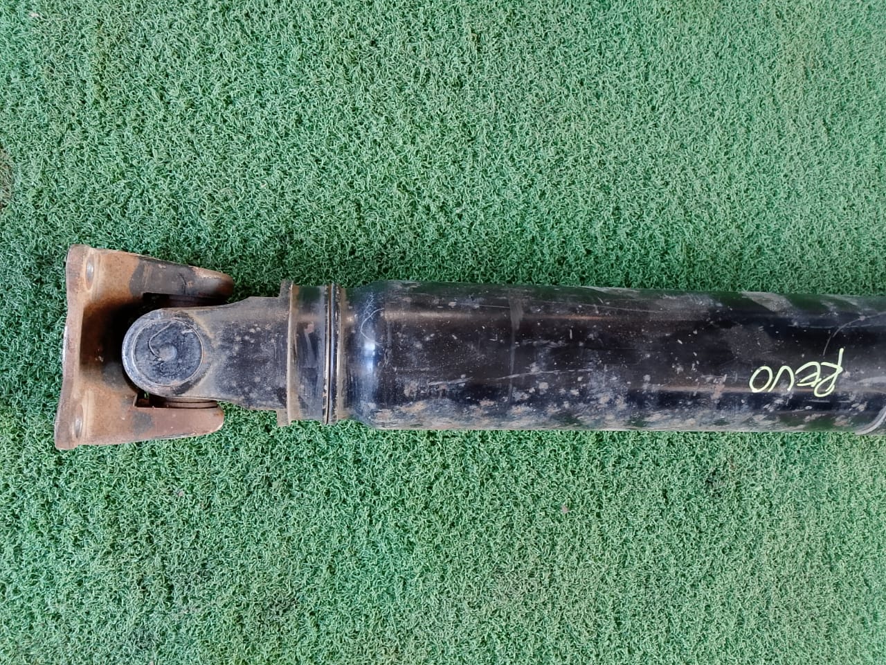 TOYOTA HILUX REVO LONG SHAFT MANUAL (LS0010)