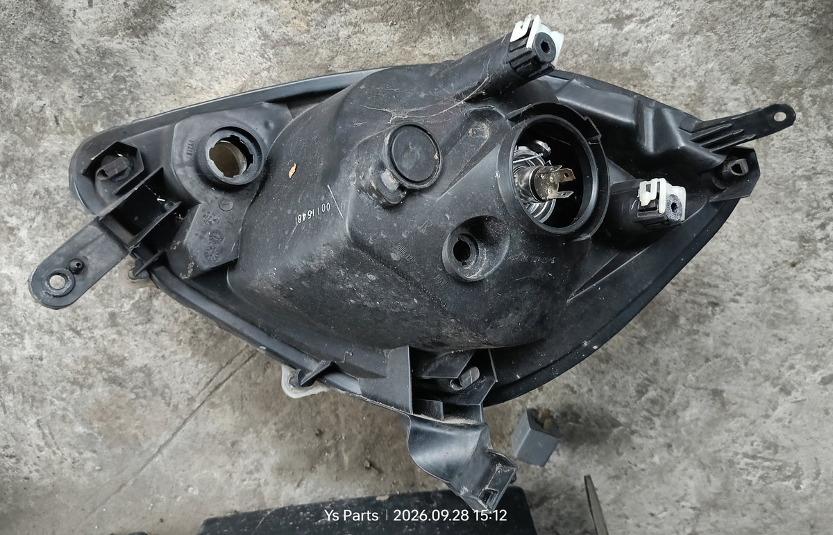PERODUA VIVA HEAD LAMP RH (HL0148)
