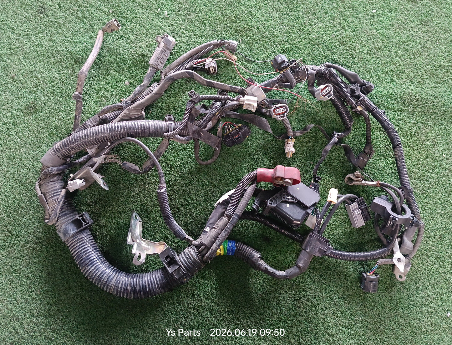 PERODUA BEZZA AT ENGINE WIRING (82121-BZC13-C)