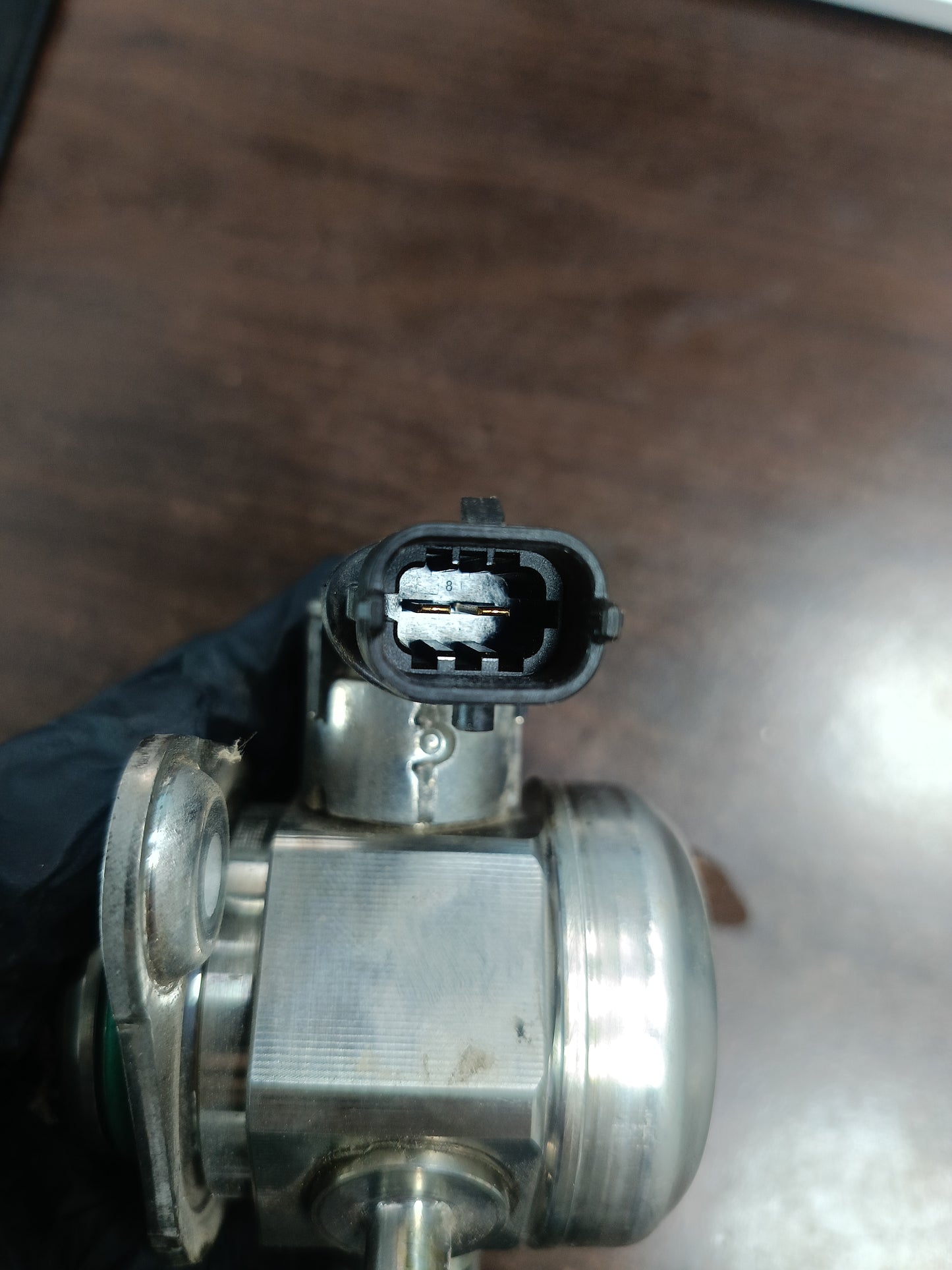 VOLVO XC40 INJECTION PUMP (31405318)