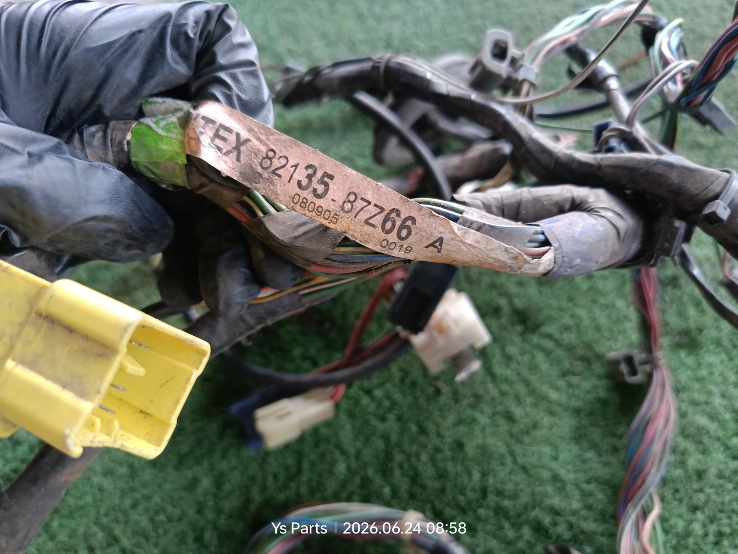 PERODUA KELISA 1.0 MT MIDDLE WIRING (82135-87Z66)